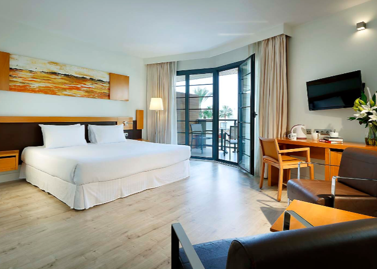 4 netter - Cancelada - fra €749 per person