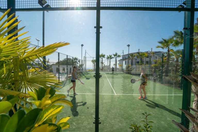 Spelupplägg padelresor i Spanien